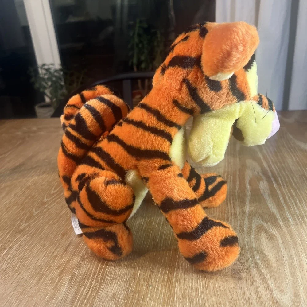Disney Tigger Plush Curly Tail Sitting‎ Vintage - Excellent Soft!